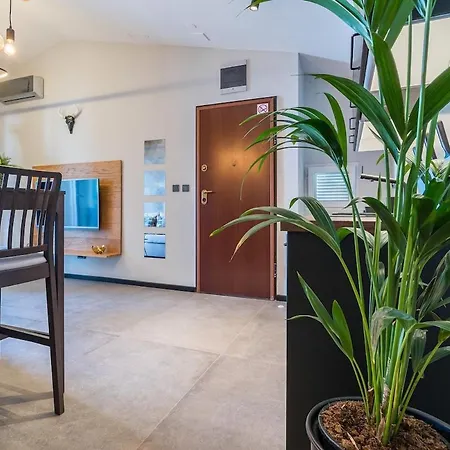 M - Penthouse Apartament